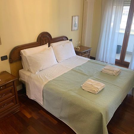Appia Nuova Lucrezia Apartment Roma Eksteriør bilde